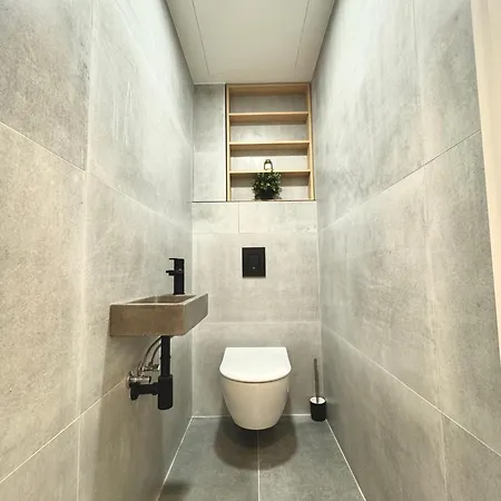 Modern High Ceiling Loft With Terrace Apartment, Apartament