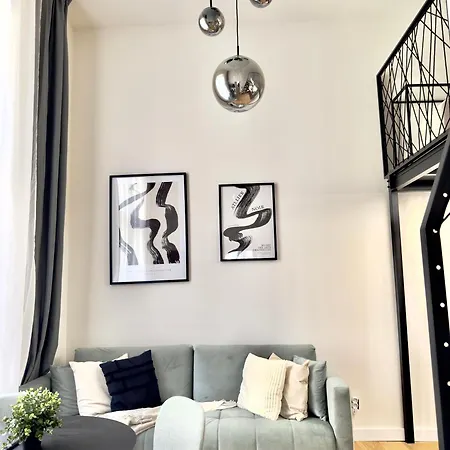 Rentero Modern High Ceiling Loft With Terrace Apartment, *