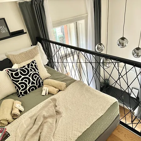 Apartament Modern High Ceiling Loft With Terrace Apartment, *