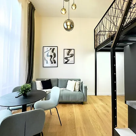 Rentero Modern High Ceiling Loft With Terrace Apartment, Apartment