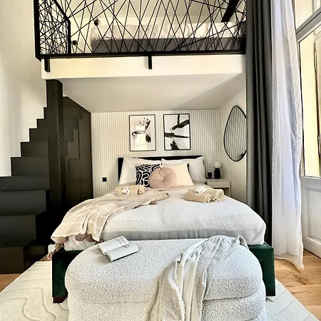 Apartament Modern High Ceiling Loft With Terrace Apartment, *