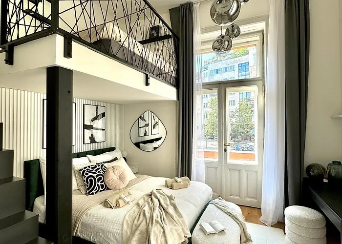 Rentero Modern High Ceiling Loft With Terrace Apartment, * Praag
