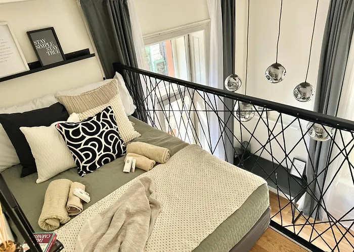 Appartement Rentero Modern High Ceiling Loft With Terrace Apartment, *